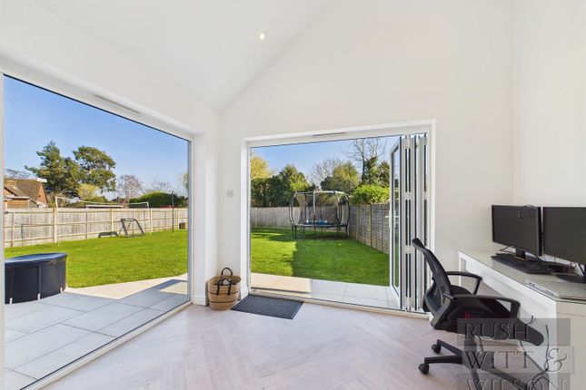 19, Manor Close, Icklesham photo 3