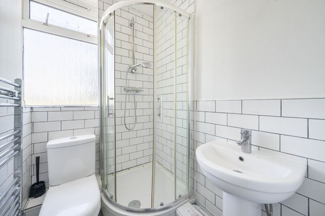 28, Lorrimore Square, London photo 4