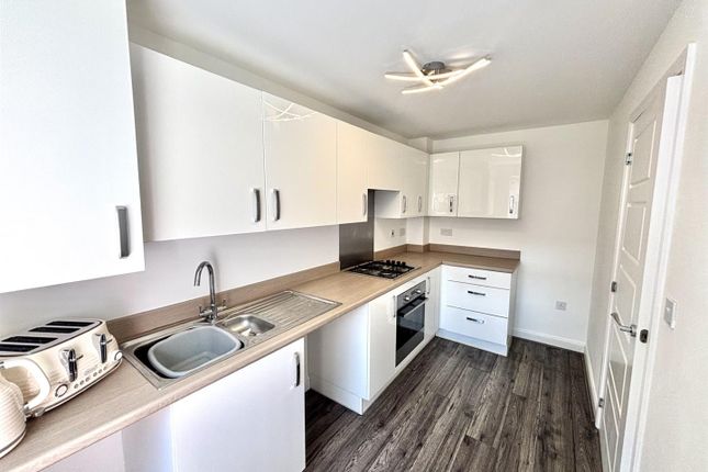 47, Petfield Drive, Hull photo 5