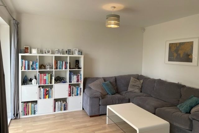 2c Brooks Close, Newhaven, East Sussex photo 2