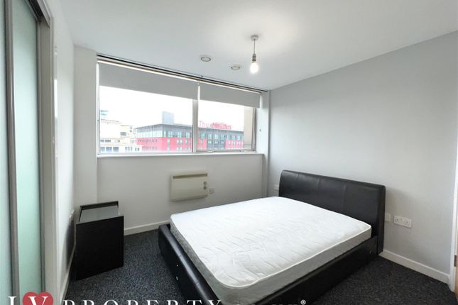 Apartment 46, Westside One, 22, Suffolk Street Queensway, West Midlands photo 4