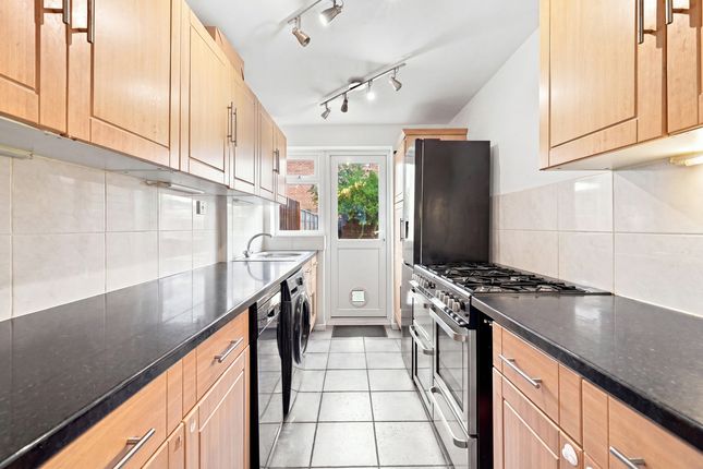 29, Adelaide Drive, Colchester photo 4