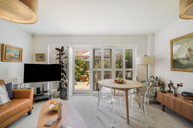 5, Quartermaster Lane, London photo 4
