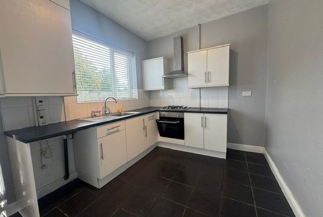 7, May Street, Golborne, Warrington photo 3