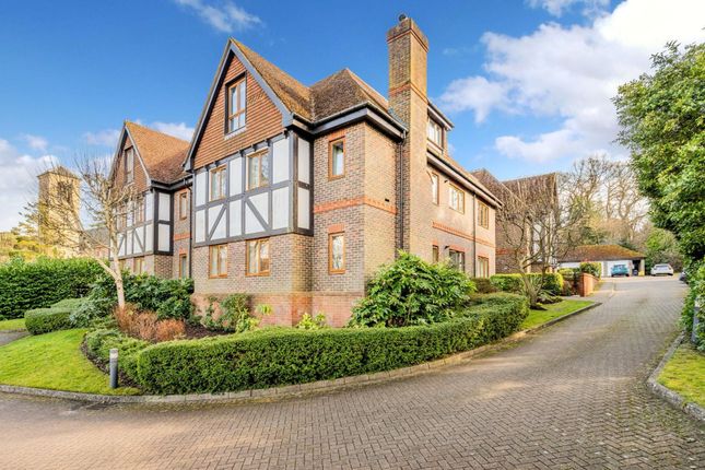 2-bed flat on Flat 5, Newlands, Tadworth, £325,000