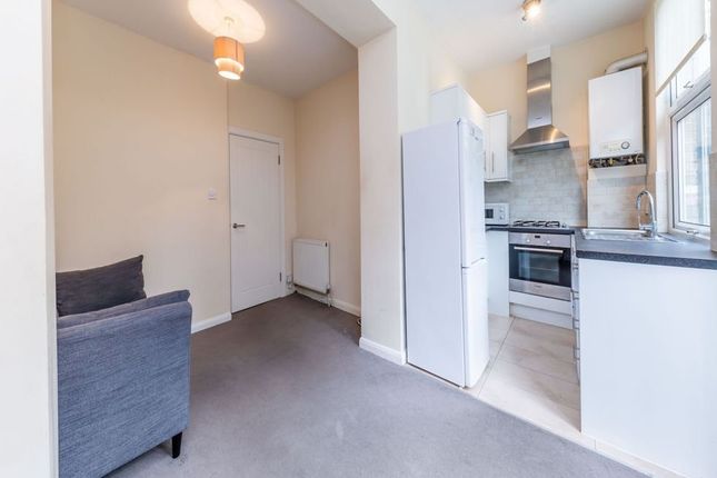 Flat to rent in Moray Road, London