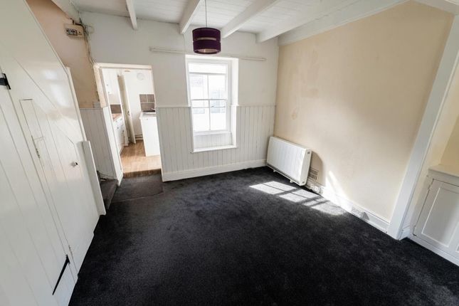 15, St. James Street, Penzance photo 4