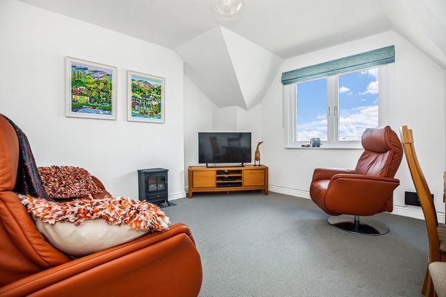 Flat 10, Inglewood Court, The Promenade, Arnside photo 3