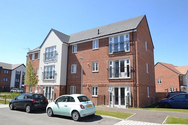 Thumbnail Flat for sale in Hills House, Keen Avenue, Buntingford