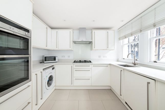 42, Elnathan Mews, London photo 4