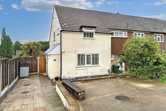 End terrace house for sale in Salesbury Drive, Billericay