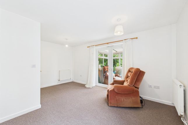 44, St. Andrews Drive, Lincoln photo 2