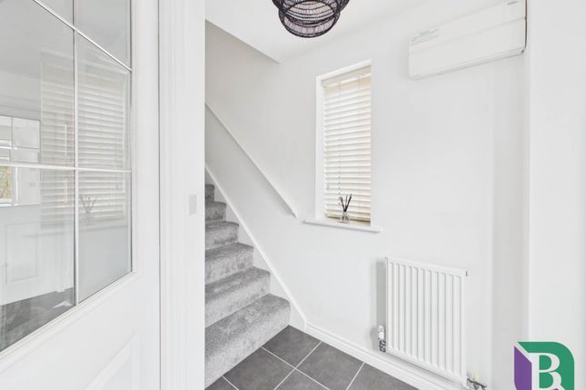47, Drayhorse Crescent, Milton Keynes photo 4