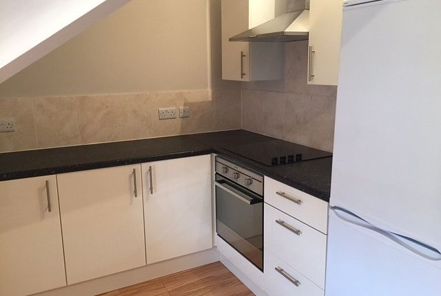 Flat 5, 12 Carlton Road, Southampton photo 2