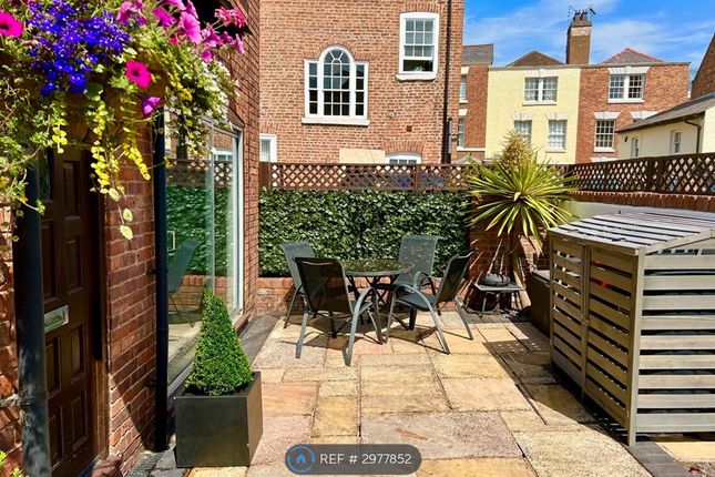Kings Court, Chester photo 2