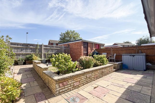 23, Magnolia Walk, Eastbourne photo 2