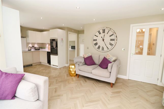 Kitchen / Breakfast / Family Room