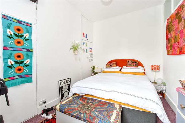 Flat for sale in Stanford Avenue, Brighton, East Sussex