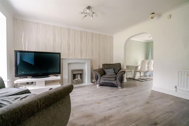 10, Ballantyne Way, Warrington photo 3