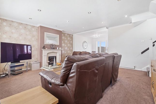 7, Victoria Drive, Southend-on-sea photo 4