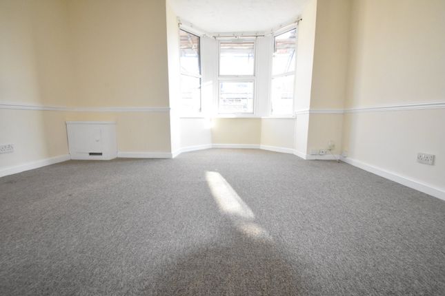 Thumbnail Flat to rent in New Road, Portsmouth, Hampshire