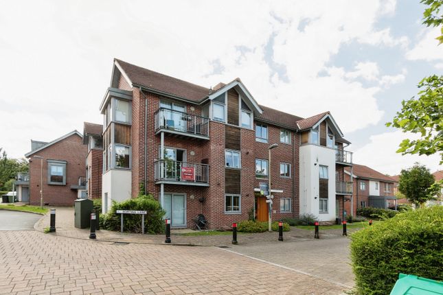 Thumbnail Flat for sale in Sorting Lane, Basingstoke