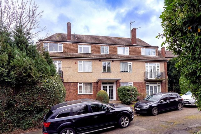 Flat for sale in St Helens Court, Hemnall Street, Epping