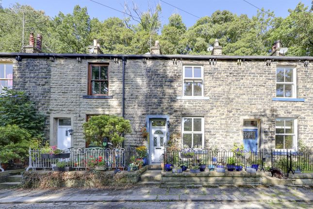 3-bed house on 5, Sunnybank Cottages, Rossendale, £330,000