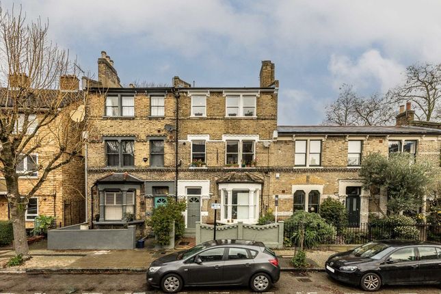 Thumbnail Flat for sale in Lenthall Road, London