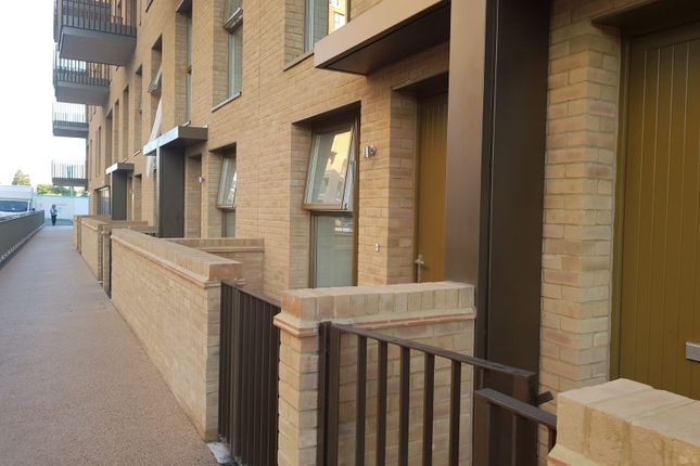 Perryfield Way, London photo 2