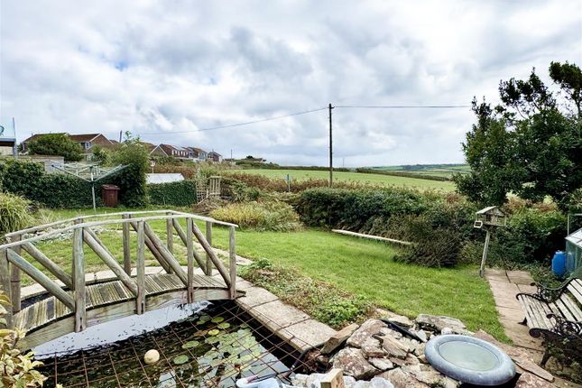 14, Ellenglaze Meadow, Newquay photo 3