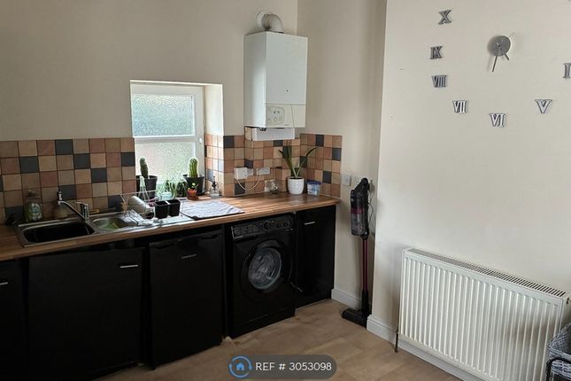 Highlea, Copebank, Bolton photo 4