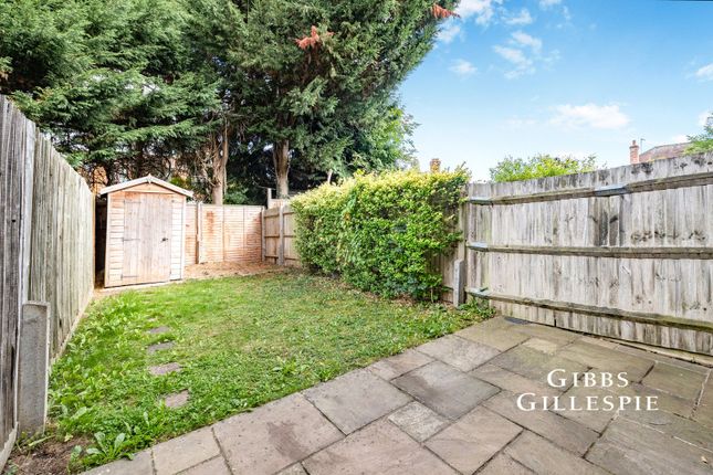 13, Courtens Mews, Stanmore photo 3