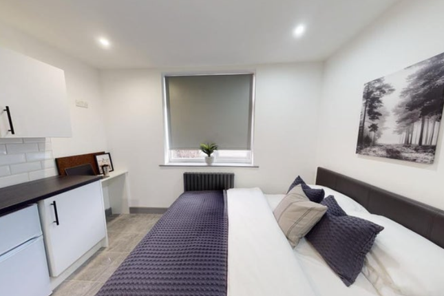 17a, Queen Street, Maidenhead photo 2