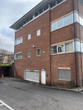 Thumbnail Office to let in Village Way, Cardiff