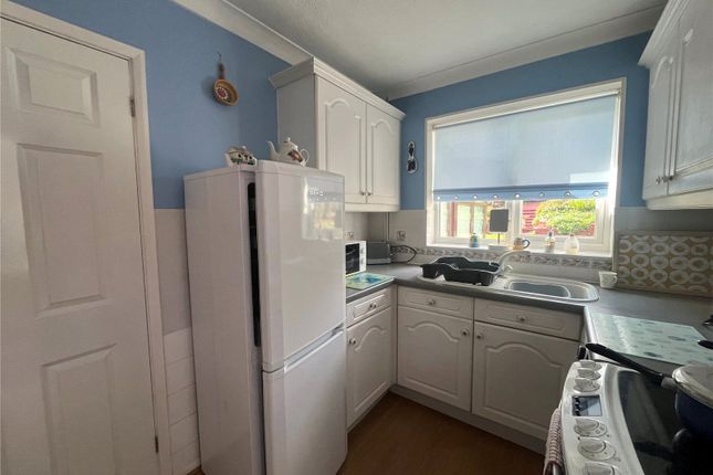 Ennerdale Close, DAVENTRY photo 3