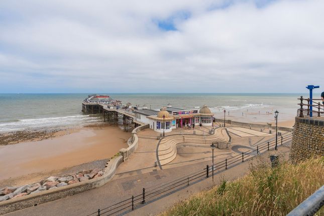 1 Bernard House Corner Street, Cromer photo 2