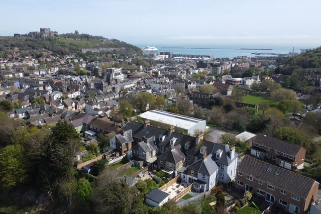 66, Priory Hill, Dover photo 2