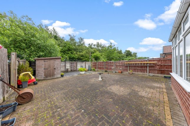 18 Winfrith Road, Warrington photo 4