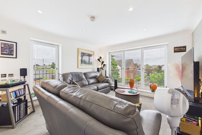 24 Mitchell Way, Glasgow photo 3
