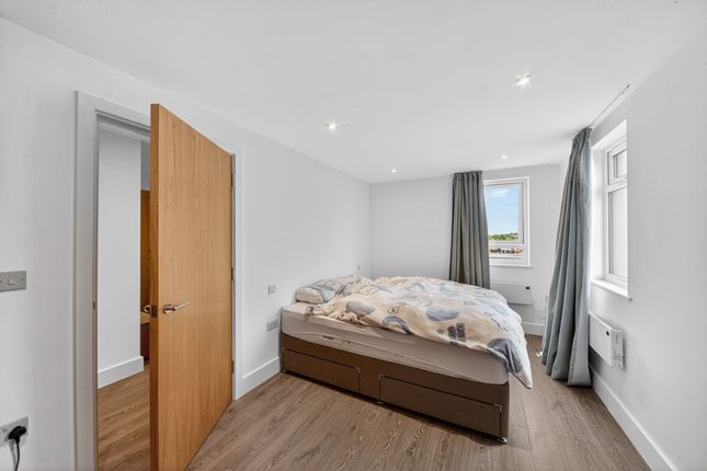 16, Madison Heights, 2A, Milner Road, South Wimbledon photo 5