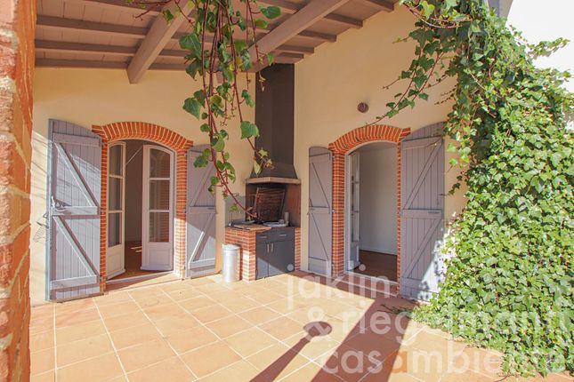 Country house for sale in France, Occitania, Haute-Garonne, Fourquevaux