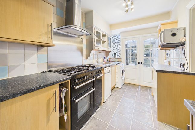 16, Ridgeway Close, Hemel Hempstead photo 4