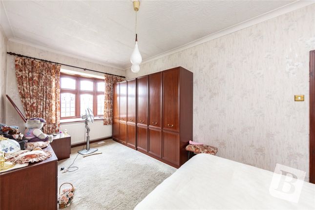 Bungalow for sale in Risebridge Chase, Romford