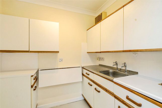Flat 31 The Maltings,, Henty Gardens, West Sussex photo 2