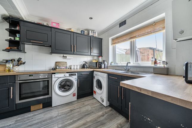 71, Balmoral Road, Dartford photo 3