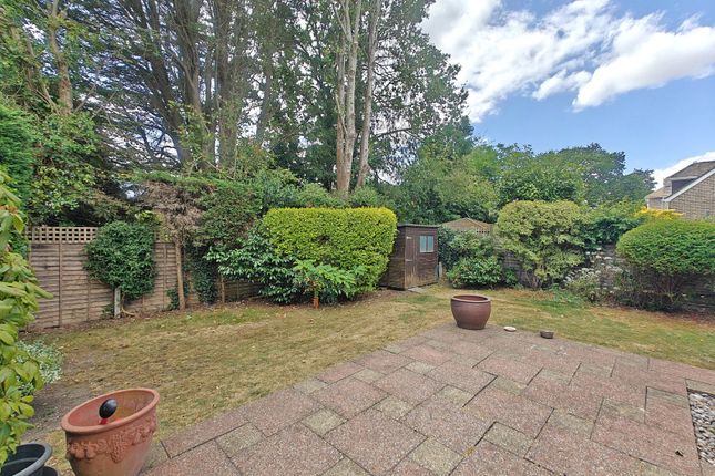 15, Durrant Way, Lymington photo 2