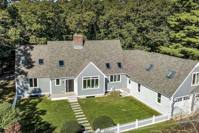 Property for sale in 329 Waquoit Road, Barnstable, Massachusetts, 02635, United States Of America