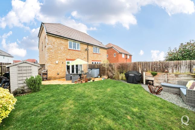 30, Deane Close, Kent photo 2