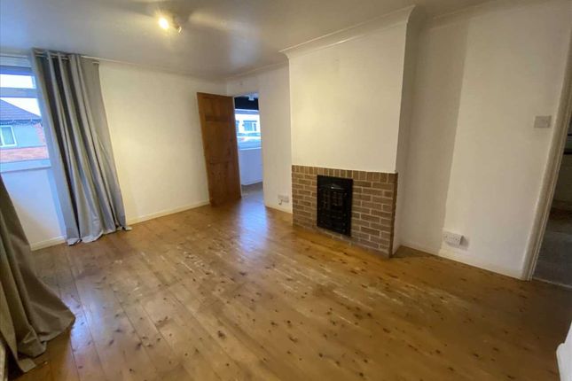 20, Alexandra Road, Sleaford photo 2